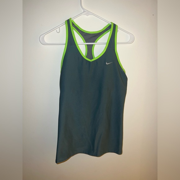 Nike Dri-Fit Green Tank Top Women’s Lg - Picture 1 of 3